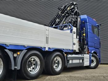 TGX 35.580 8x4-4 / HIAB 54 t/m CRANE+ JIB